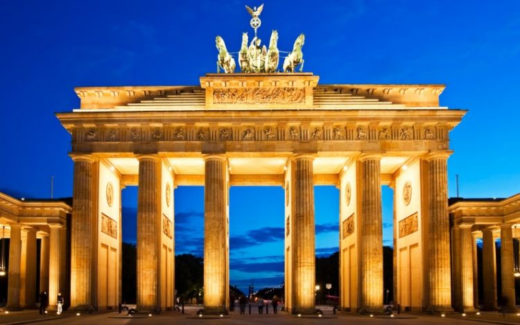 Как увидеть весь Берлин с 3 евро в кармане