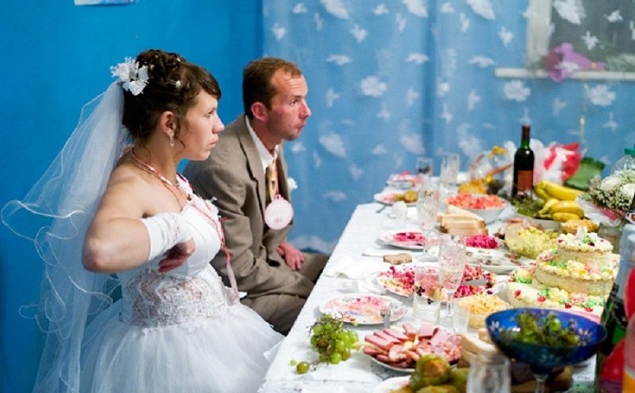 55 самых смешных фото с сельских свадеб