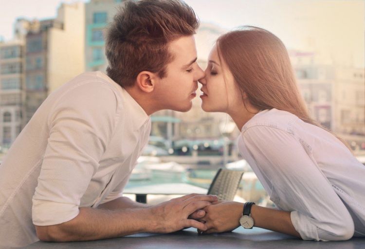 Поговорим о приятном: занимательные факты о поцелуях