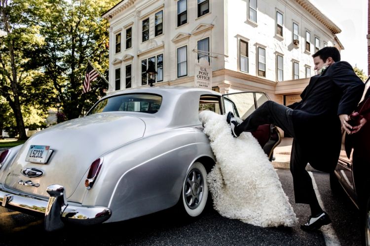 25 Strange Wedding Photos That Will Definitely Make You Laugh