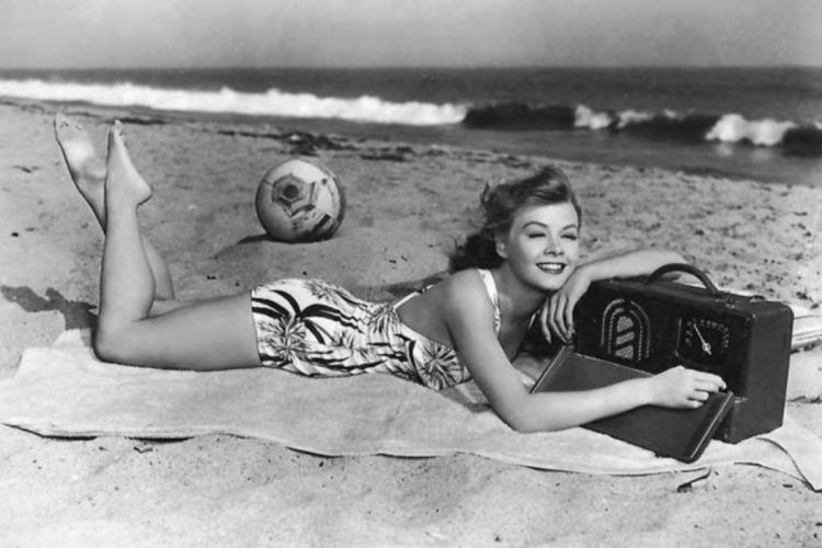 Beach Bliss: A Collection of Retro Beach Photos