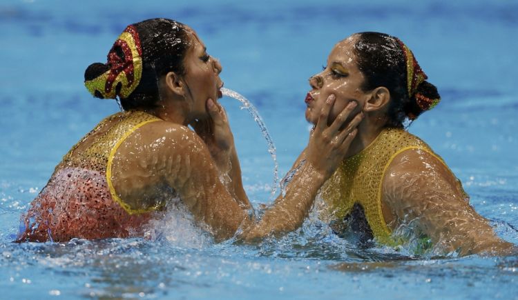 Laughing in Sync: A Collection of Funny Synchronized Swimming Photos