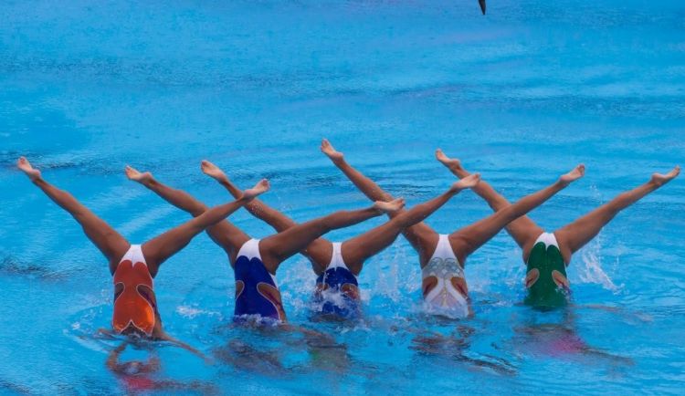 Laughing in Sync: A Collection of Funny Synchronized Swimming Photos