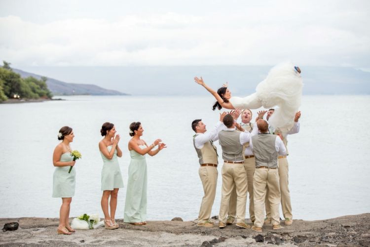 25 Strange Wedding Photos That Will Definitely Make You Laugh