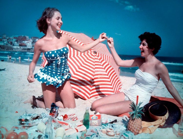 Beach Bliss: A Collection of Retro Beach Photos