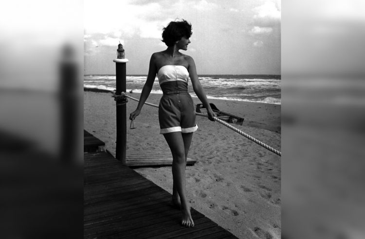 Beach Bliss: A Collection of Retro Beach Photos