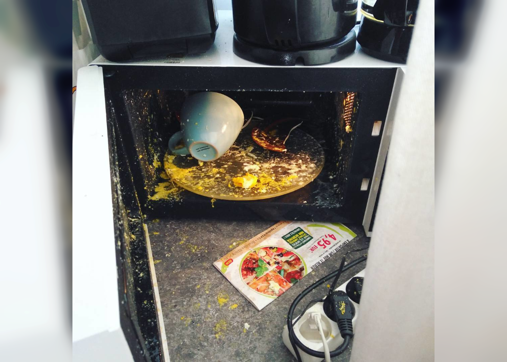Cooking Gone Awry: Hilarious Kitchen Disasters