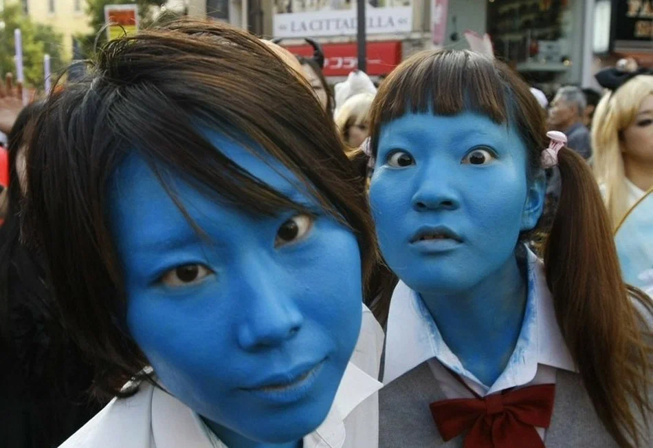 Extraordinary Japan: 30 Moments of Blissful Madness